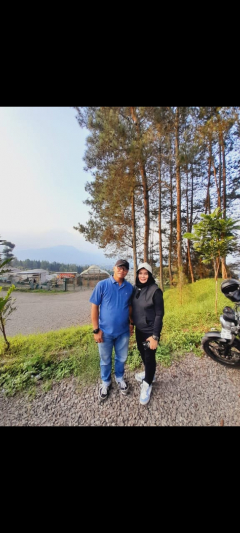 https://adifauzah.webnikah.com/dirmember/00000028/cacad46/photo-276080-325175-l-202507010830.jpg